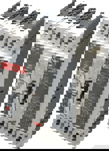 Motor Circuit Protectors; Continuous Amperage: 100 ; Starter Size: 3 ; Number of Poles: 3 ; Standards Met: CE; CSA C22.2 No. 5.1; CSA Certified; IEC 157-1; UL 489; UL File E7819; UL Listed